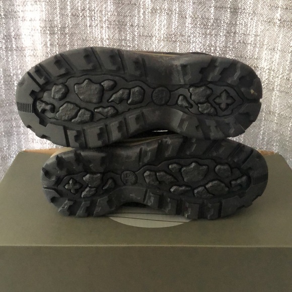 Boys size 2 timberlands. New with tags. - Picture 4 of 5